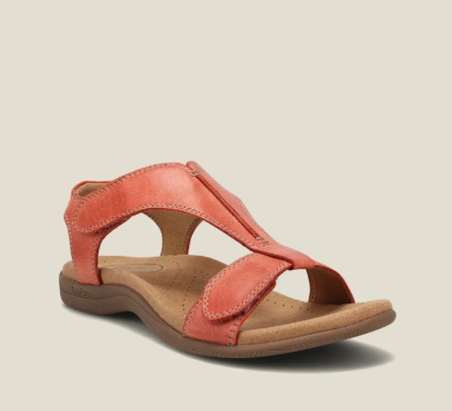 Pauline Laurent | Foot-Supportive Fashion Sandals