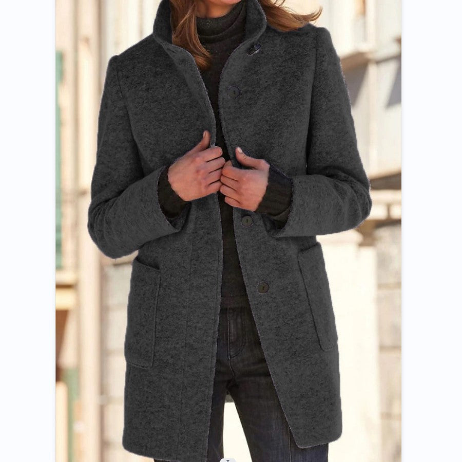 Riva Lefèvre | Stylish & Elegant Button-Down Coat