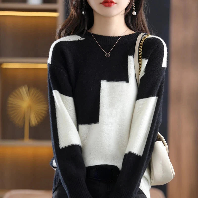 Lucia Comér® - Elegant checkered sweater