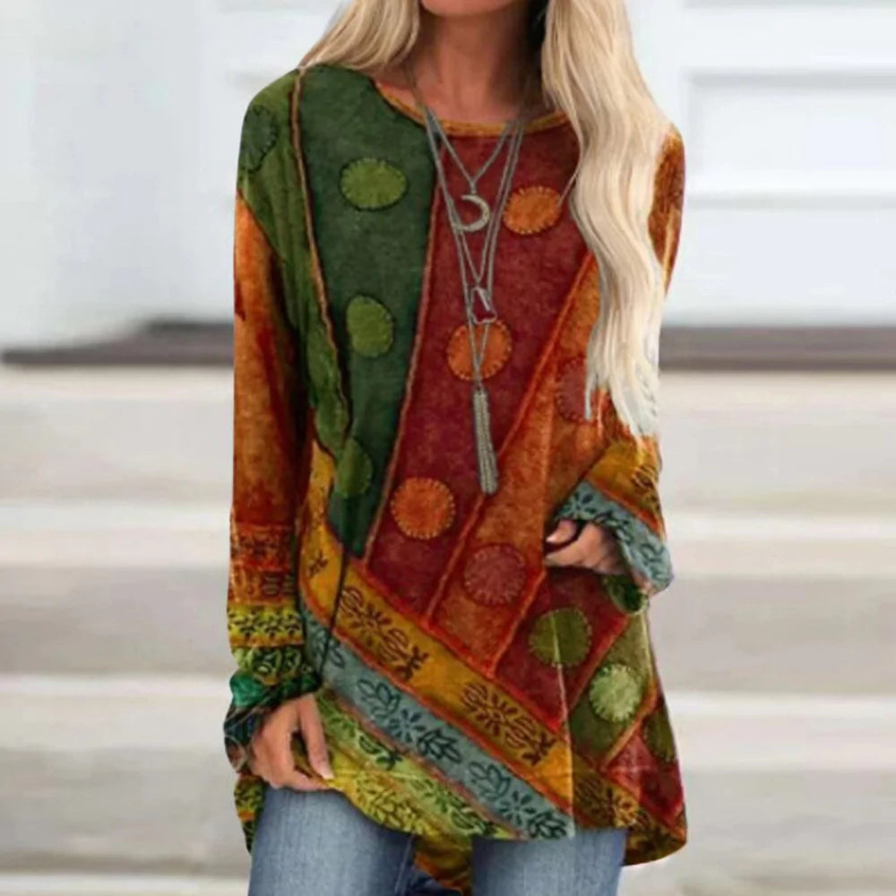 Lucia Comér - Boho Sweater with a Relaxed Fit